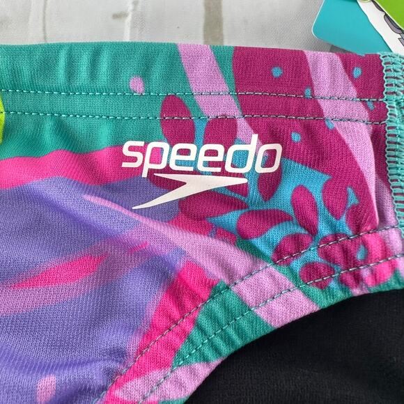 NWT Speedo Standard Swimsuit Brief Endurance+ The One Floating Floral Size 26 - Picture 4 of 10